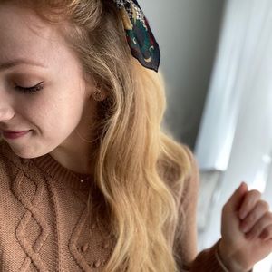 Meet your Posher, Ana